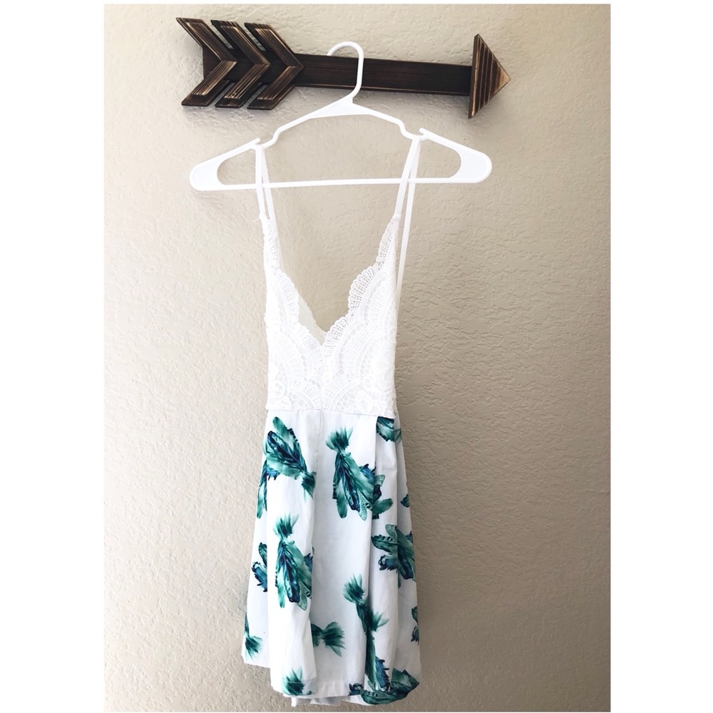 Fancynn romper